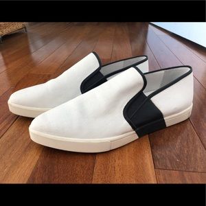 Vince Phalen Slip-on Sneaker